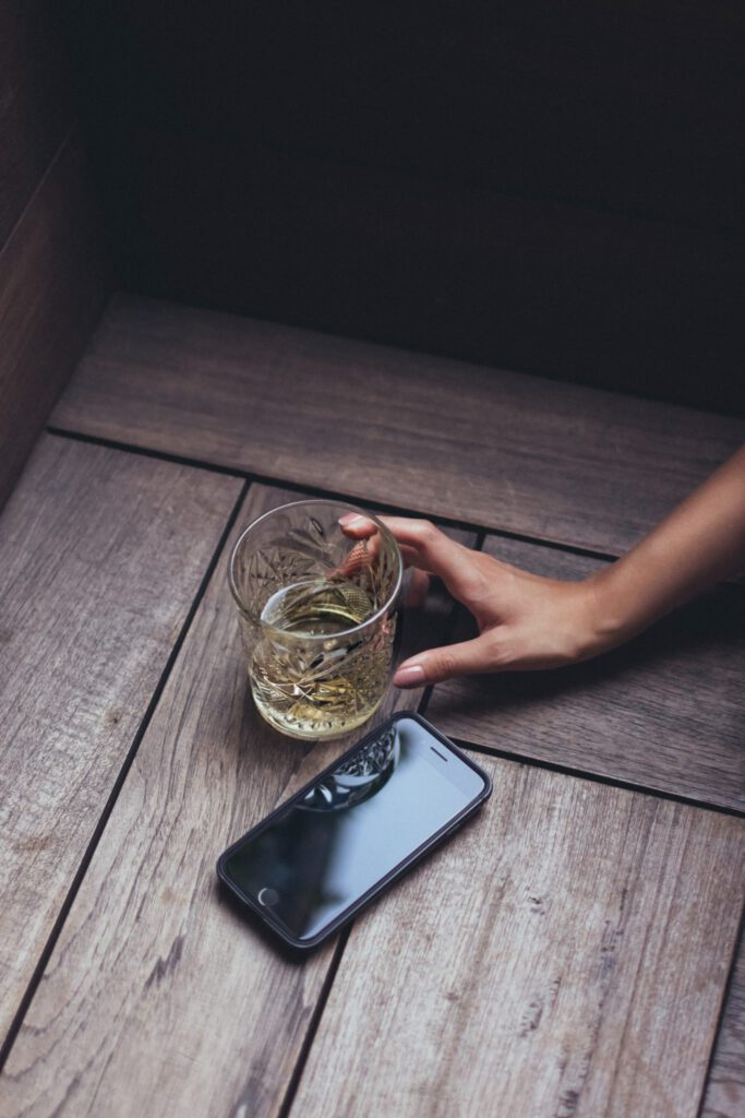 Drink and smartphone